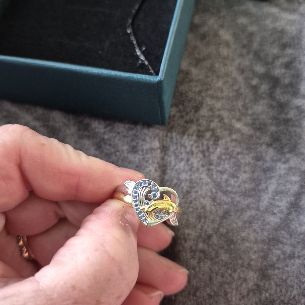 Elegant Heart-Shaped Gold and Silver Ring